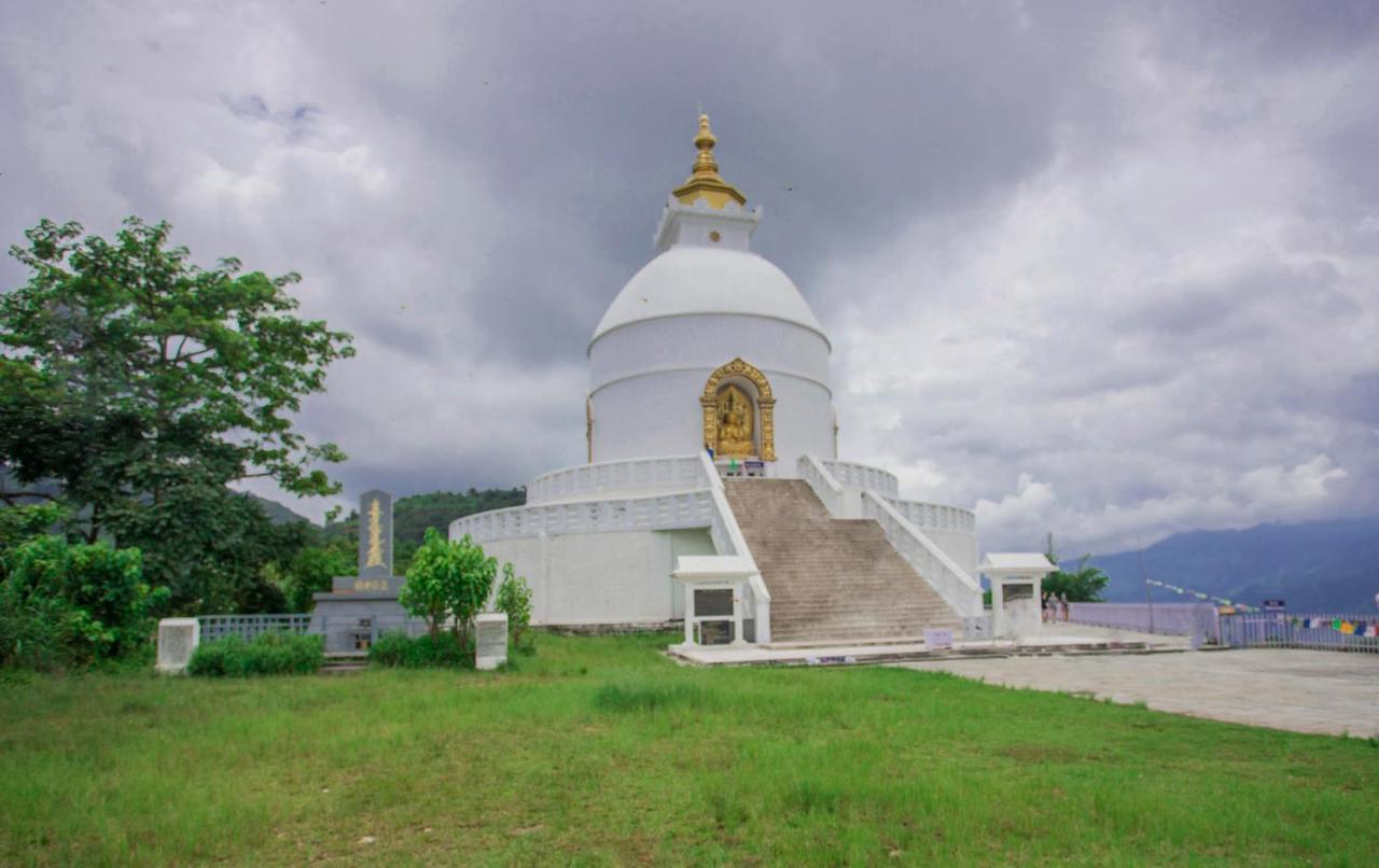 Hotel Lakeside Pvt. Ltd. Pokhara Eksteriør billede