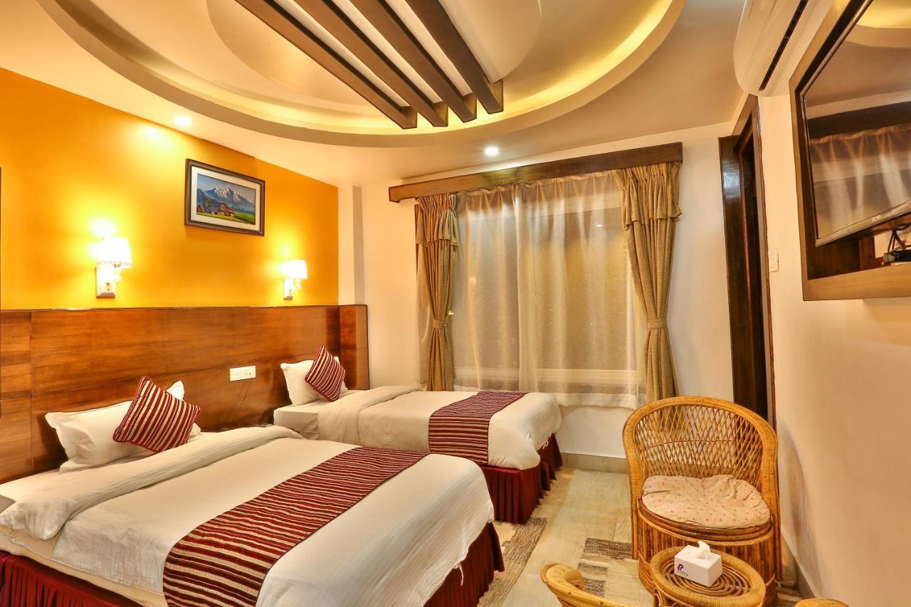 Hotel Lakeside Pvt. Ltd. Pokhara Eksteriør billede