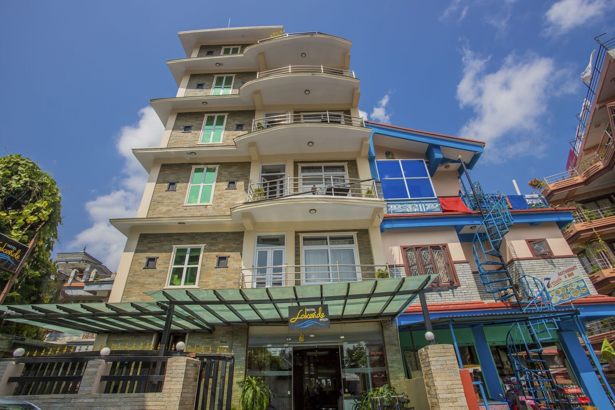 Hotel Lakeside Pvt. Ltd. Pokhara Eksteriør billede