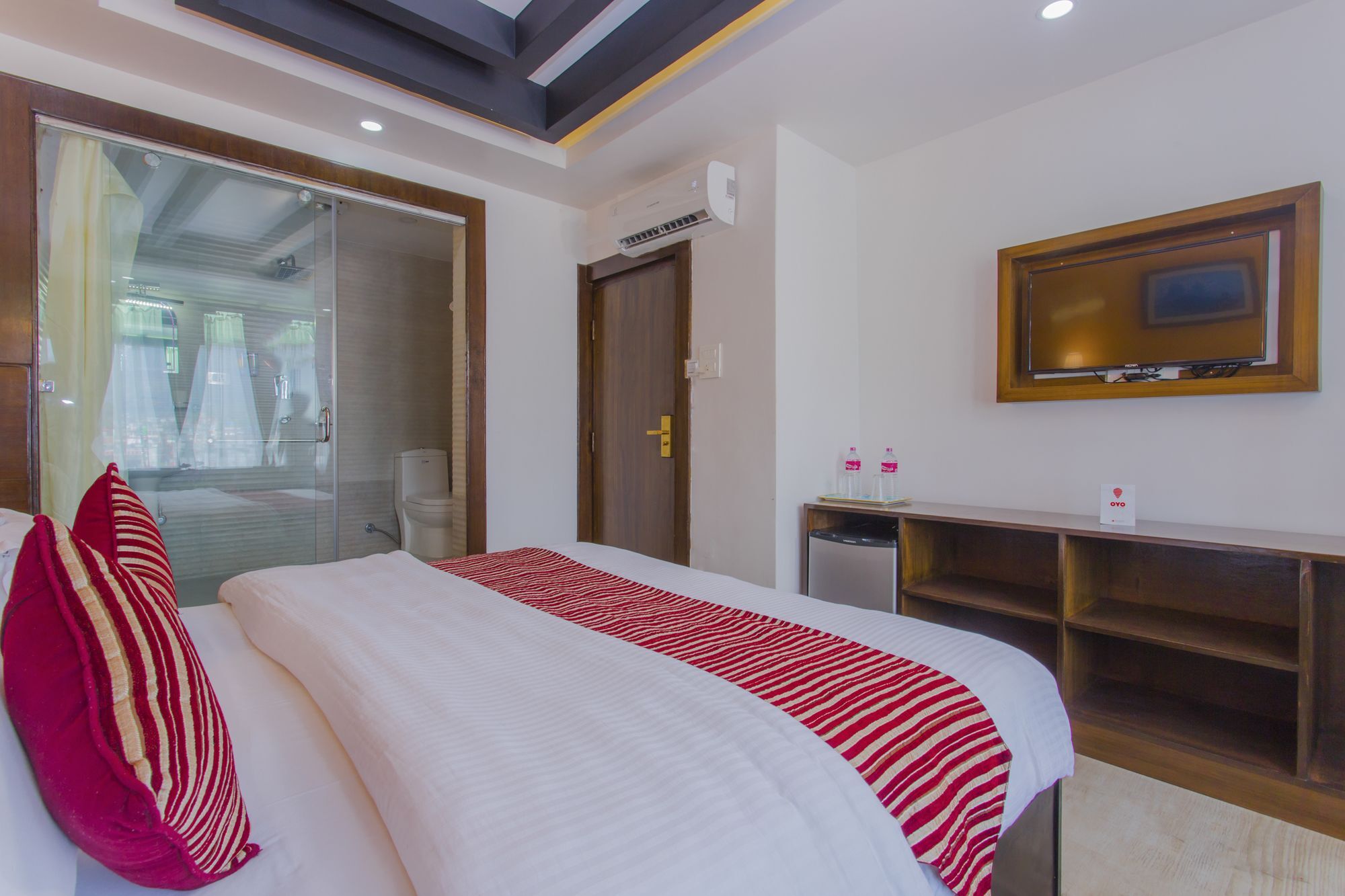 Hotel Lakeside Pvt. Ltd. Pokhara Eksteriør billede